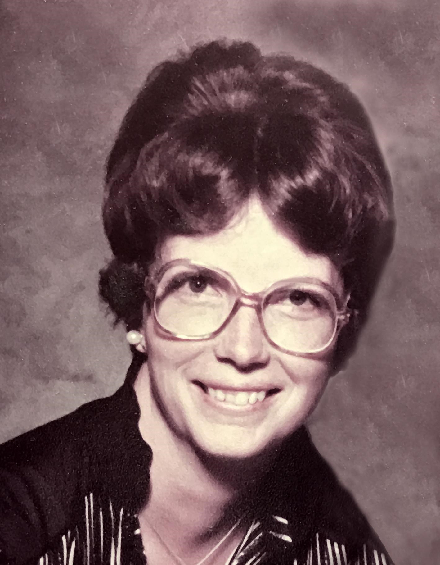 Marilyn Bray Whiting obituary photo