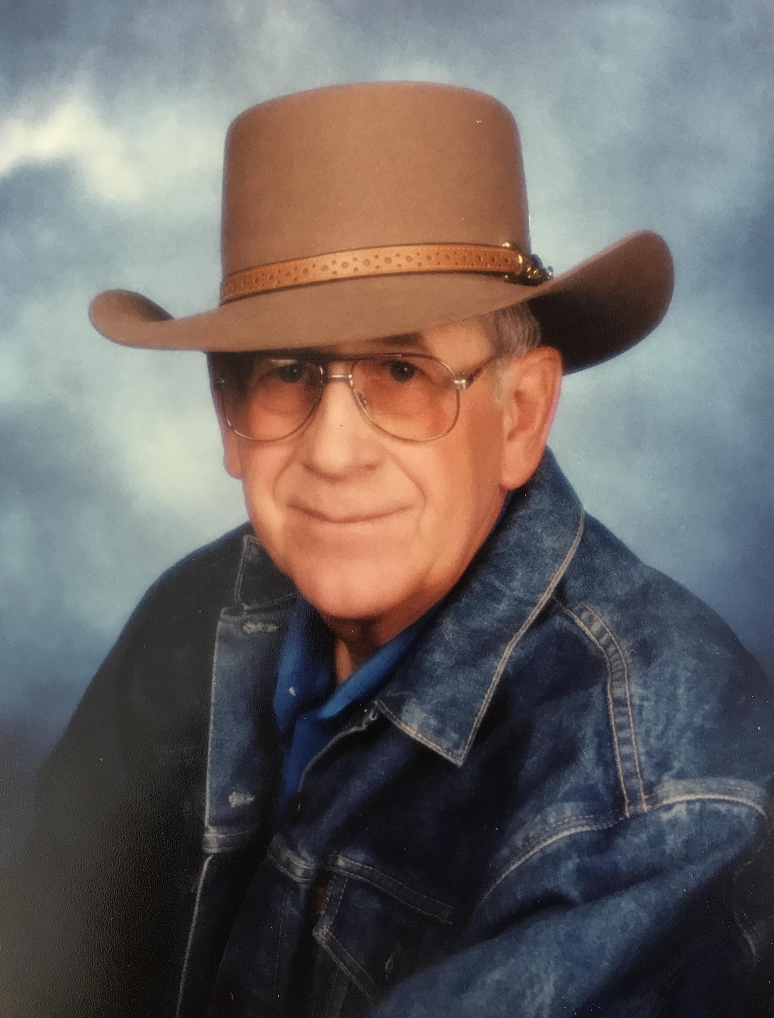 Dale Wayne Plott obituary photo