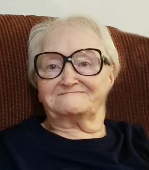 Betty Jean Lyons obituary photo