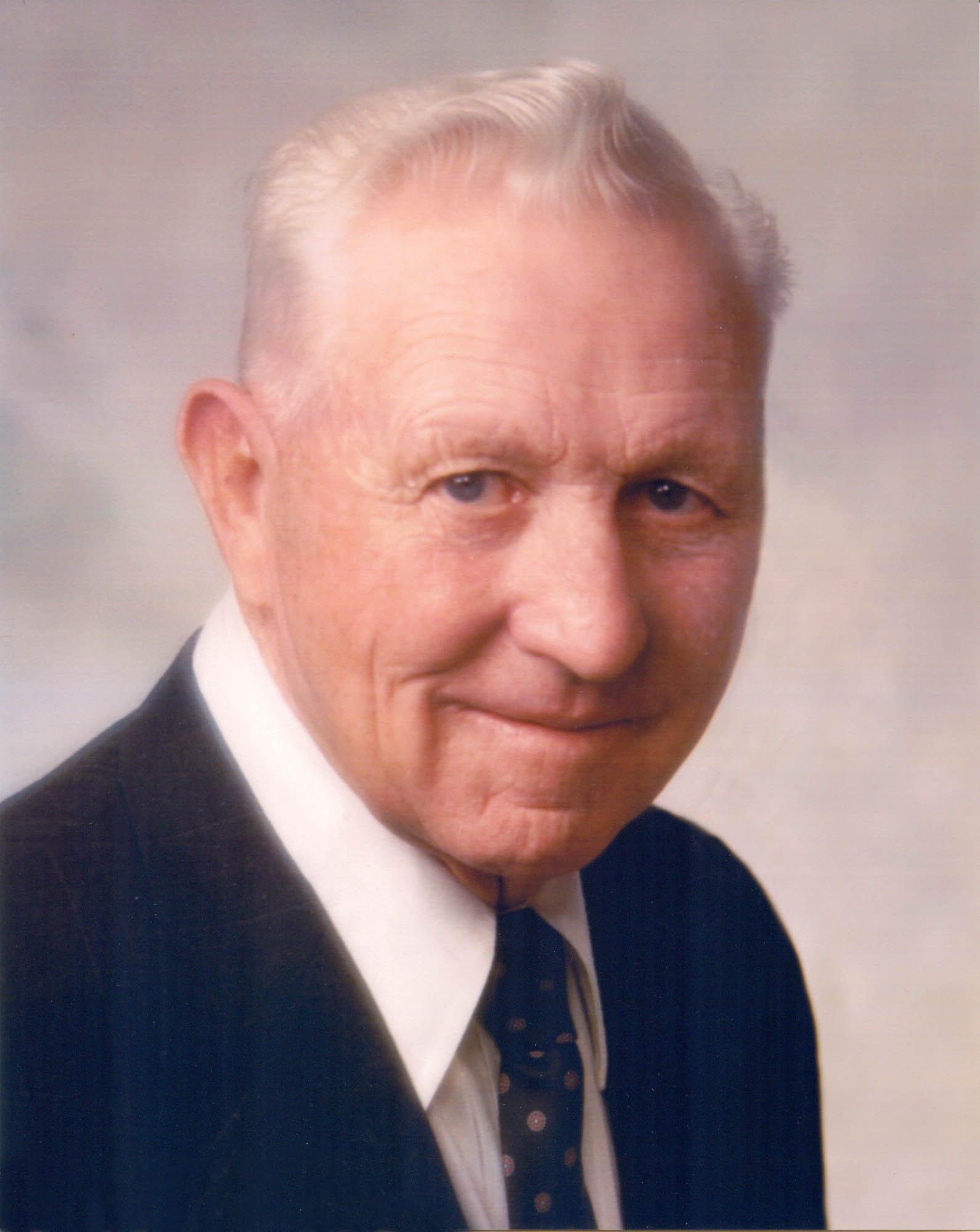 Gale Auburn Searle obituary photo