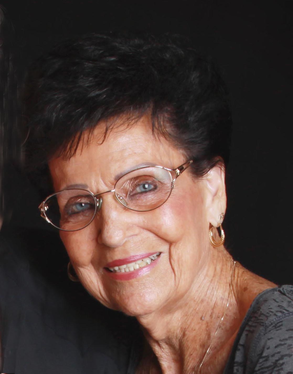 Doris Helen Liles obituary photo