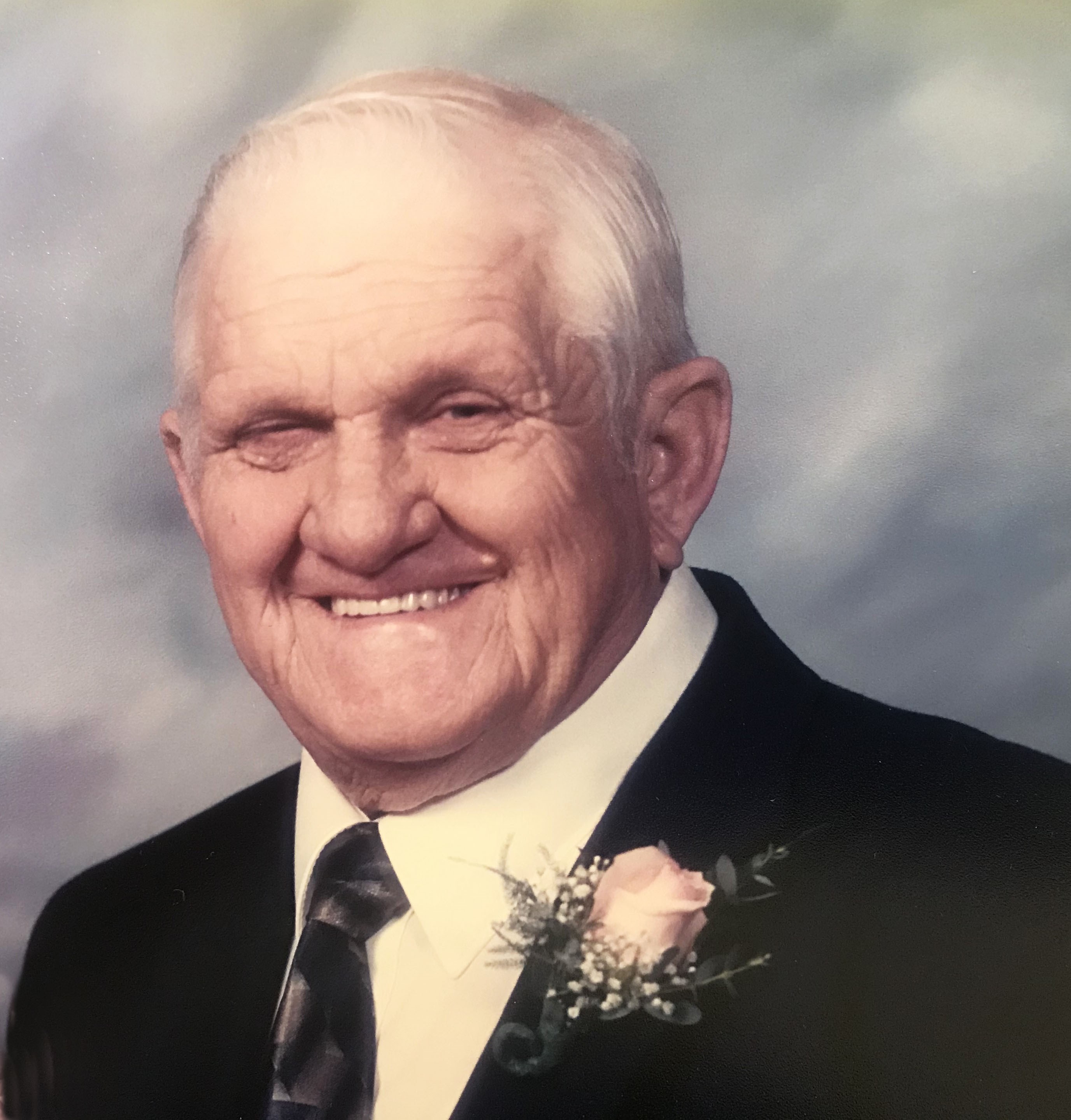 Leland "Lee" C. Baker obituary photo