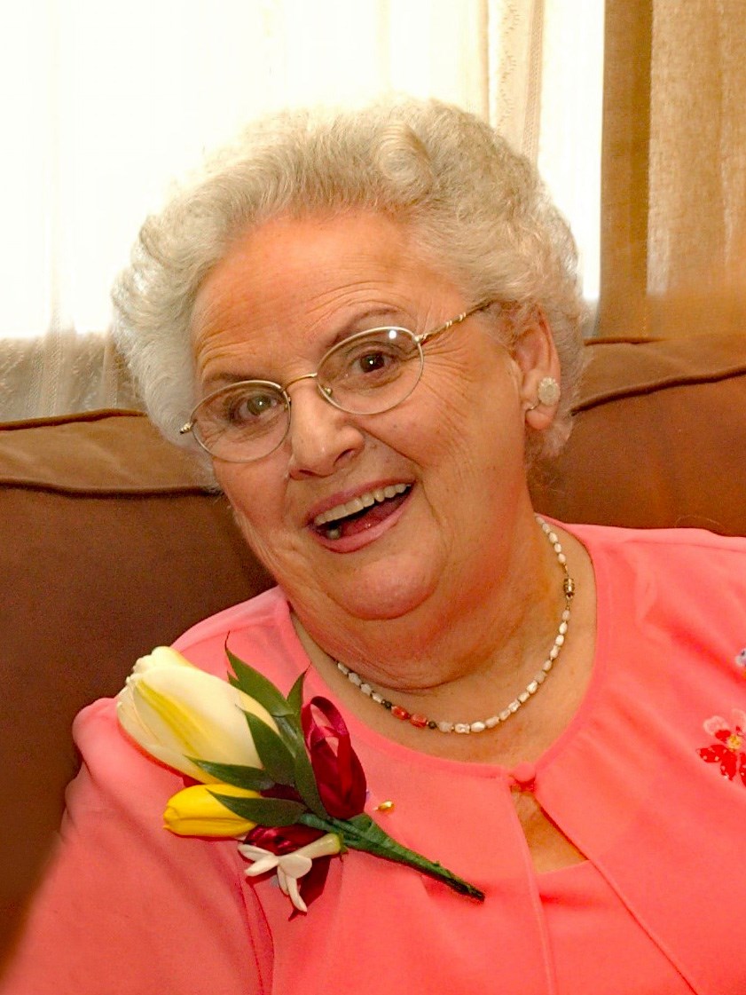 Alyce Amelia Bair King obituary photo