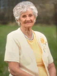 Vera June Holbrook obituary photo